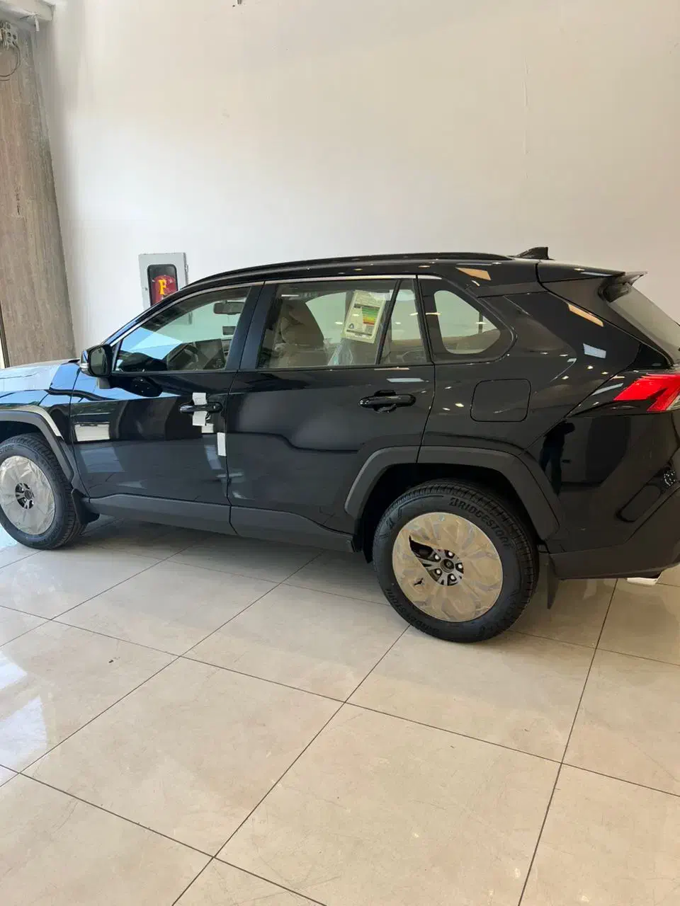 تویوتا راوفور. TOYOTA RAV4|خودرو سواری و وانت|شیراز, فرهنگ شهر|دیوار