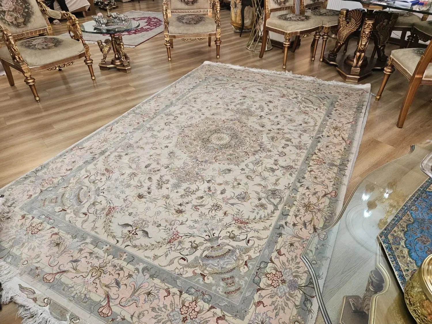 یک فرش دست بافت تبریز چله ابریشم ، خطیبی ، 6متری|فرش|تهران, پرواز|دیوار