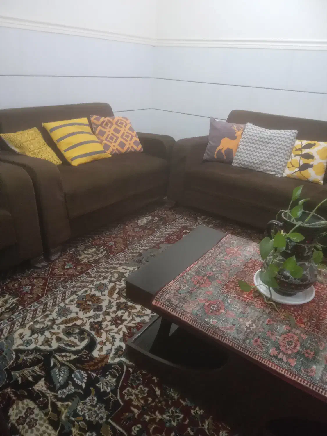 مبل ۷ نفره با میز وسط و سه عدد گل میز|مبلمان خانگی و میز عسلی|بهبهان, |دیوار