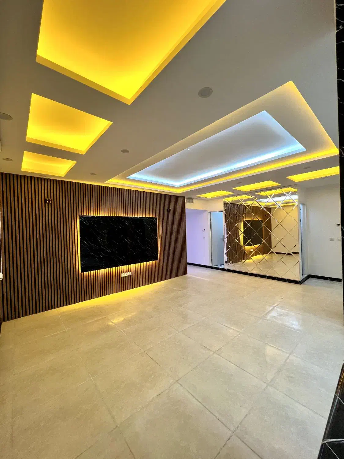 ۱۰۵ متر با پارکینگ مسقف و انباری در بام پرند|فروش آپارتمان|پرند, فاز ۲|دیوار