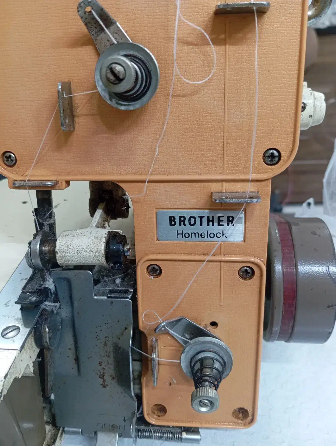 سردوزدونخژاپنباترانس110مارکبرادور|چرخ خیاطی و ریسندگی|بیرجند, |دیوار