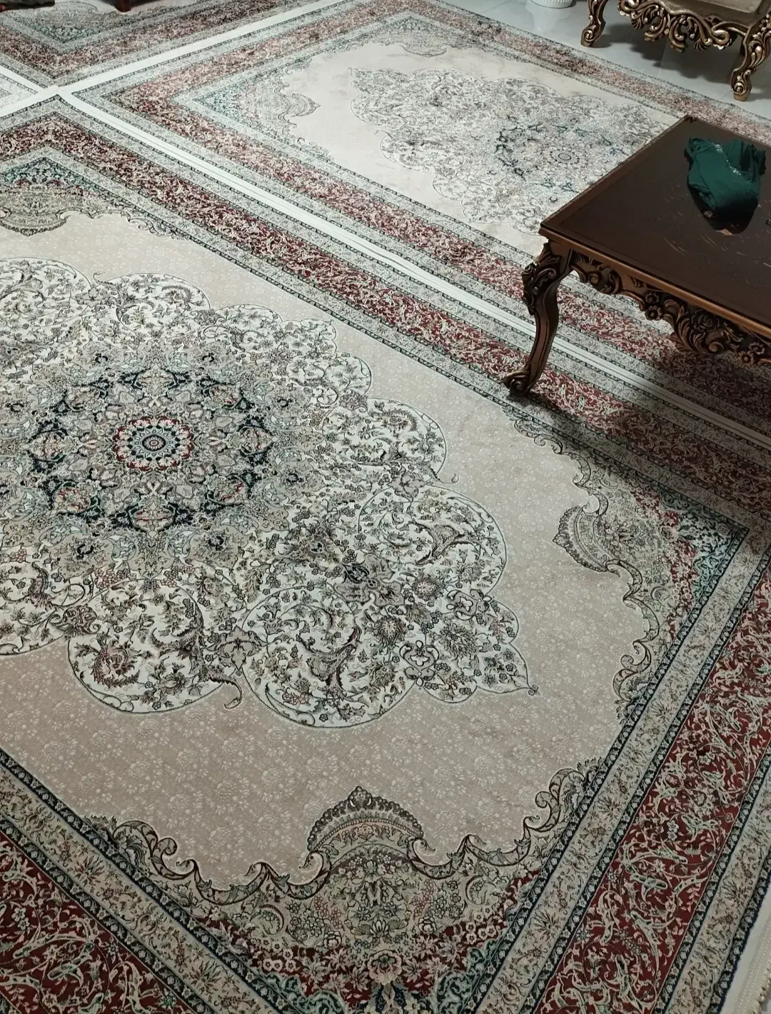 چهار تخته فرش ۲×۳ نقش برجسته۱۲۰۰شانه|فرش|مشگین شهر, |دیوار