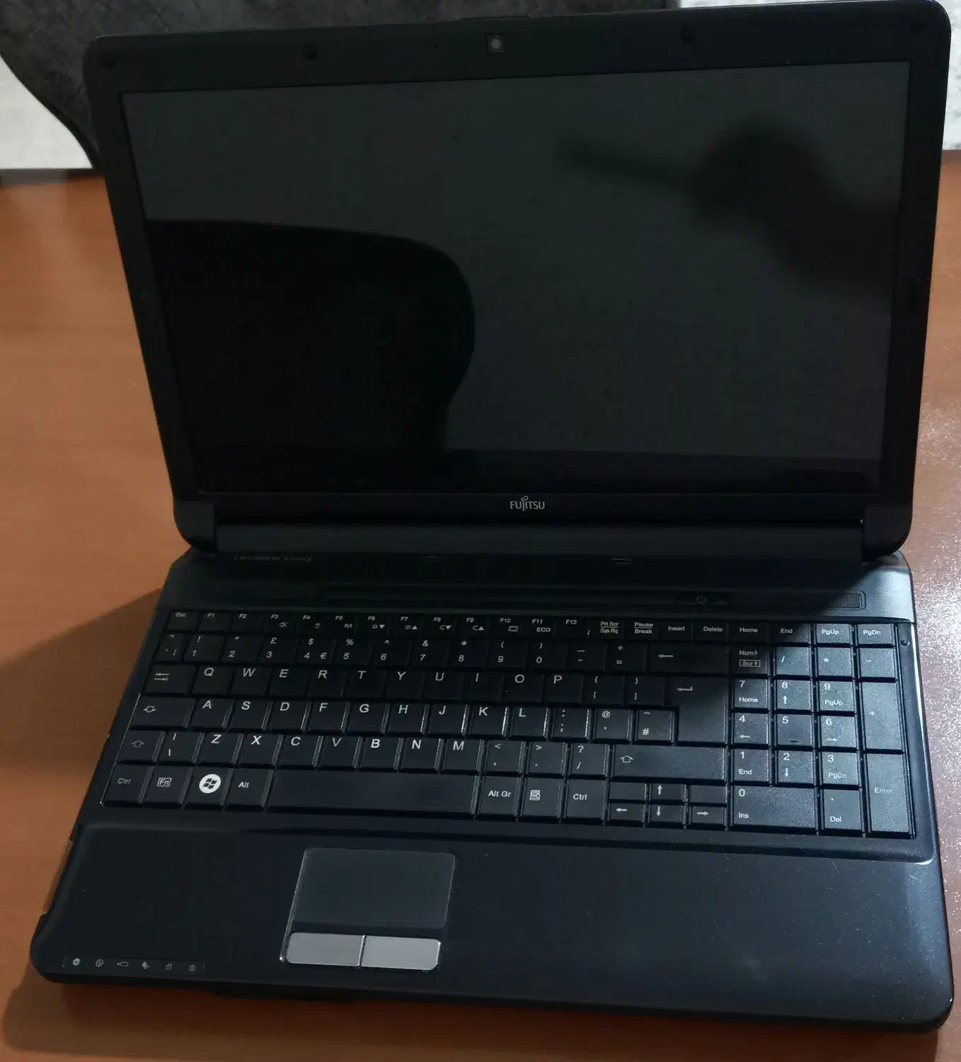 فوجیتسو|رایانه همراه|فردیس, نگارستان|دیوار