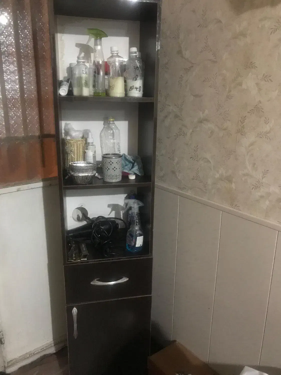 بوفه جادار جنس خوب|بوفه، ویترین، کنسول|شیراز, لاله|دیوار