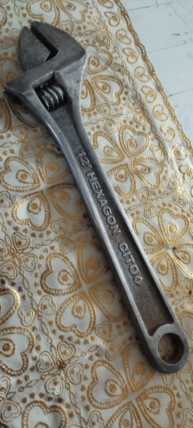 آچارفرانسه وسنگ فرز صنعتی مارکSAB|ابزارآلات|شهرکرد, |دیوار