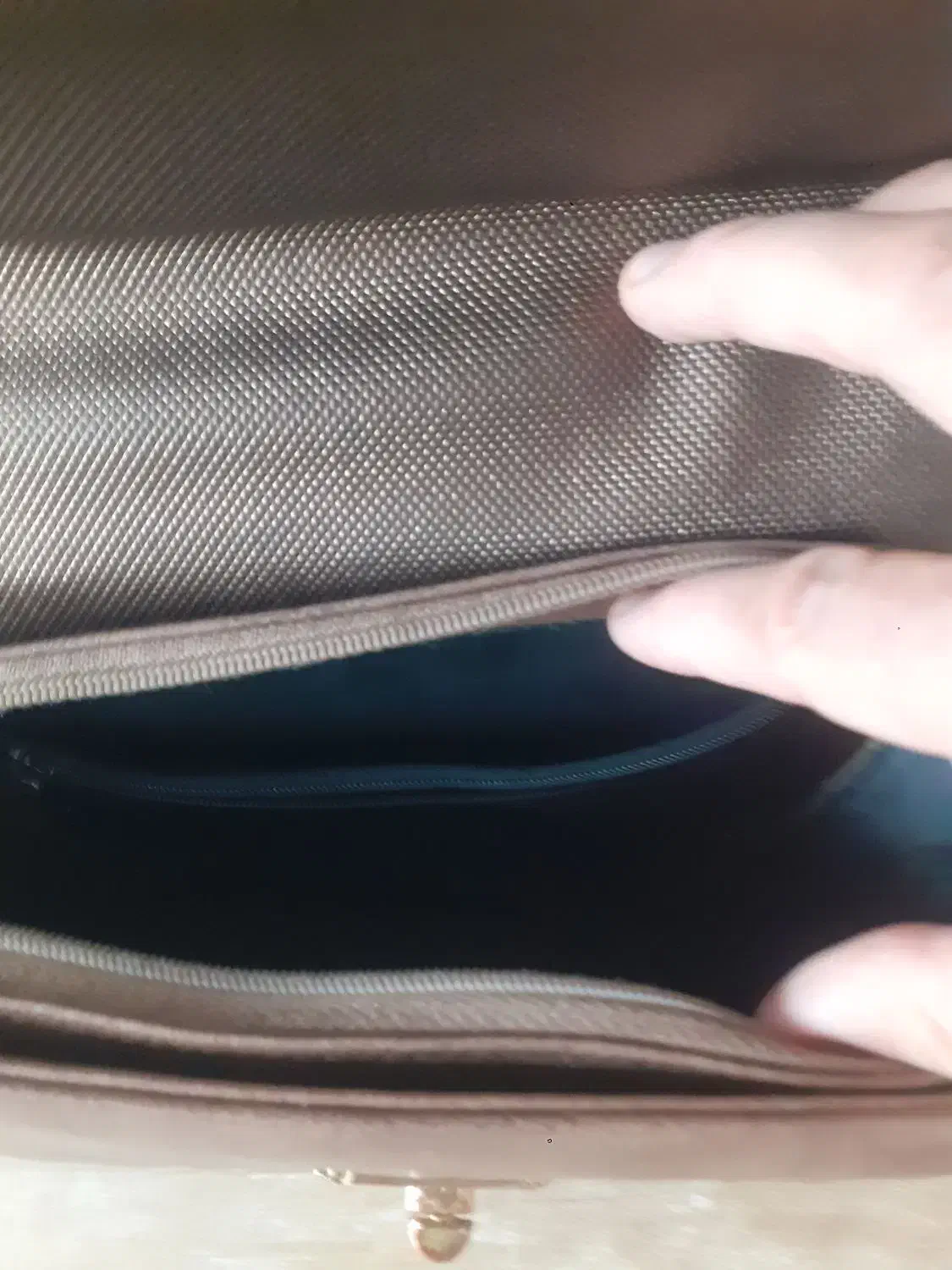 کیف|کیف، کفش، کمربند|بروجرد, |دیوار