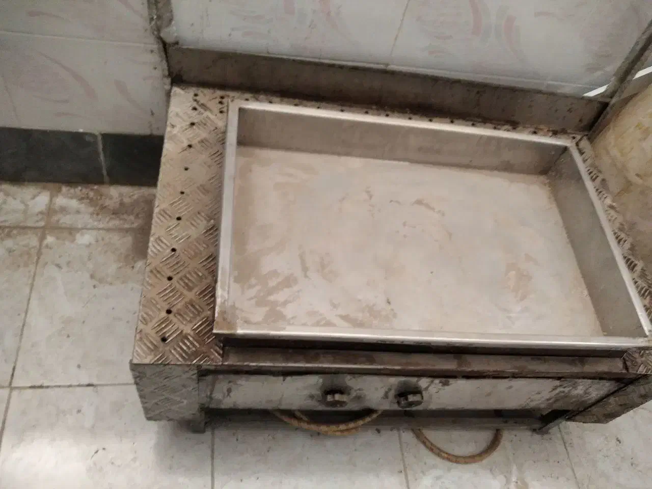 اجاق و تاوه پیراشکی|کافیشاپ و رستوران|صوفیان, |دیوار