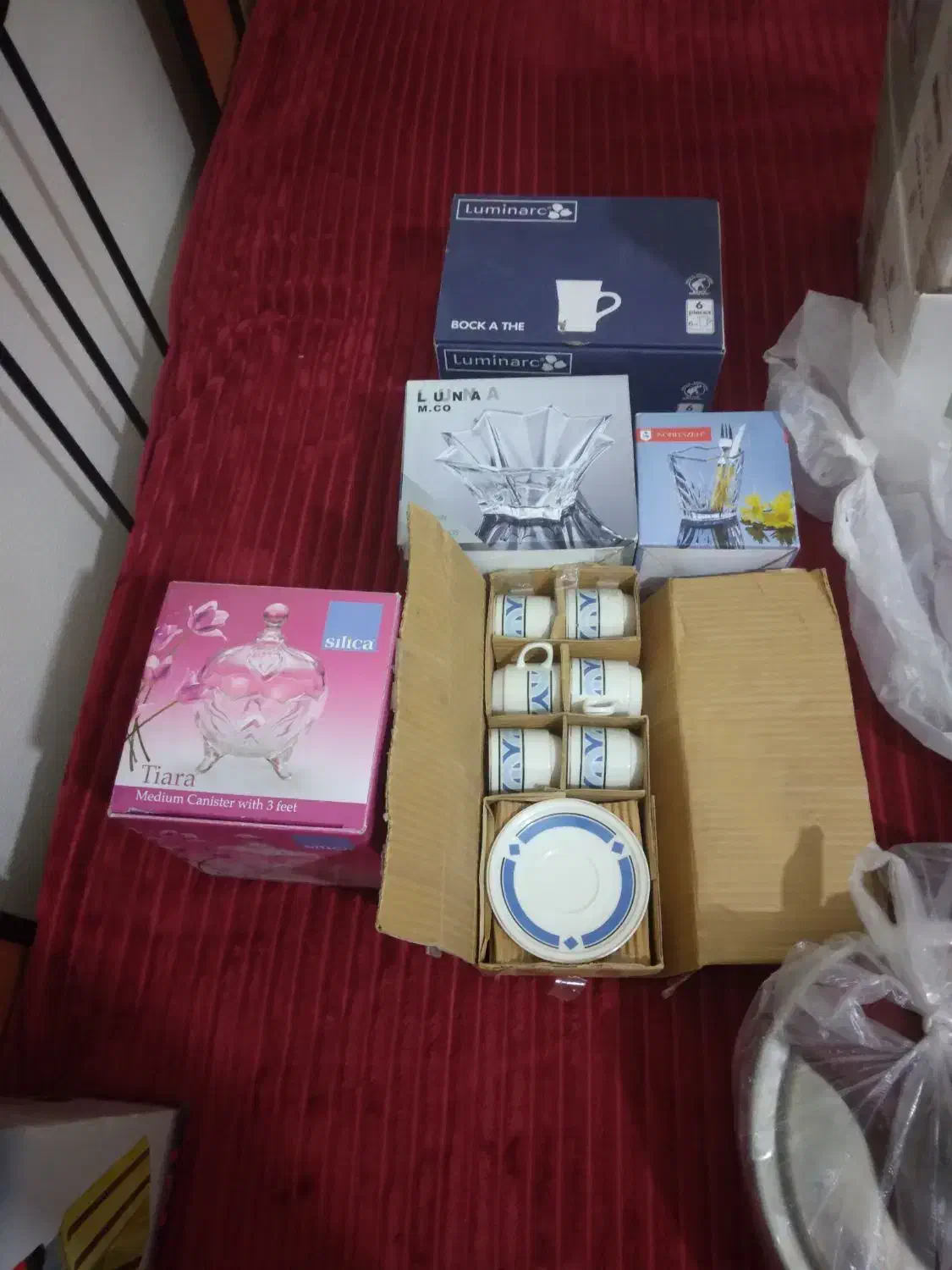 لوازم خانگی|ظروف سرو و پذیرایی|شاهینشهر, شهرک میلاد|دیوار