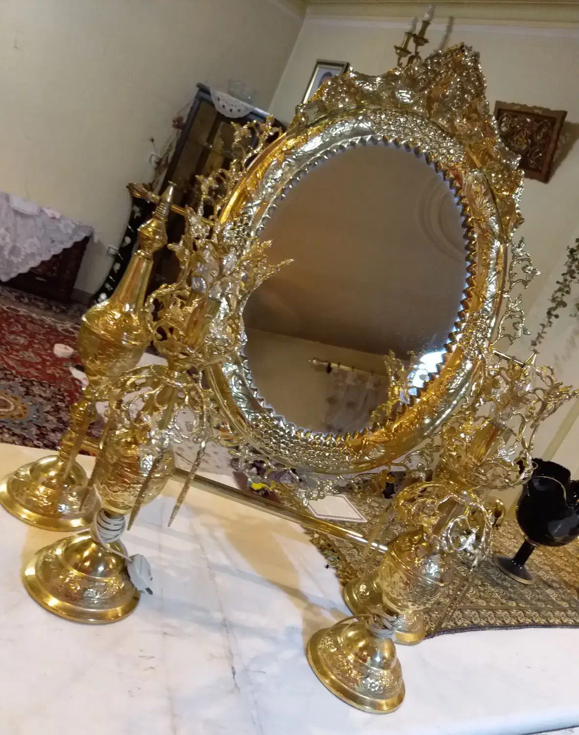 آینه و شمعدان زیبا قدیمی|آینه|تهران, بهداشت|دیوار