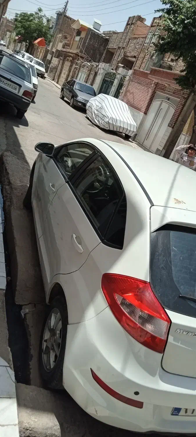 ام وی ام 315 مدل 92|خودرو سواری و وانت|قم, شهرک امام حسین|دیوار