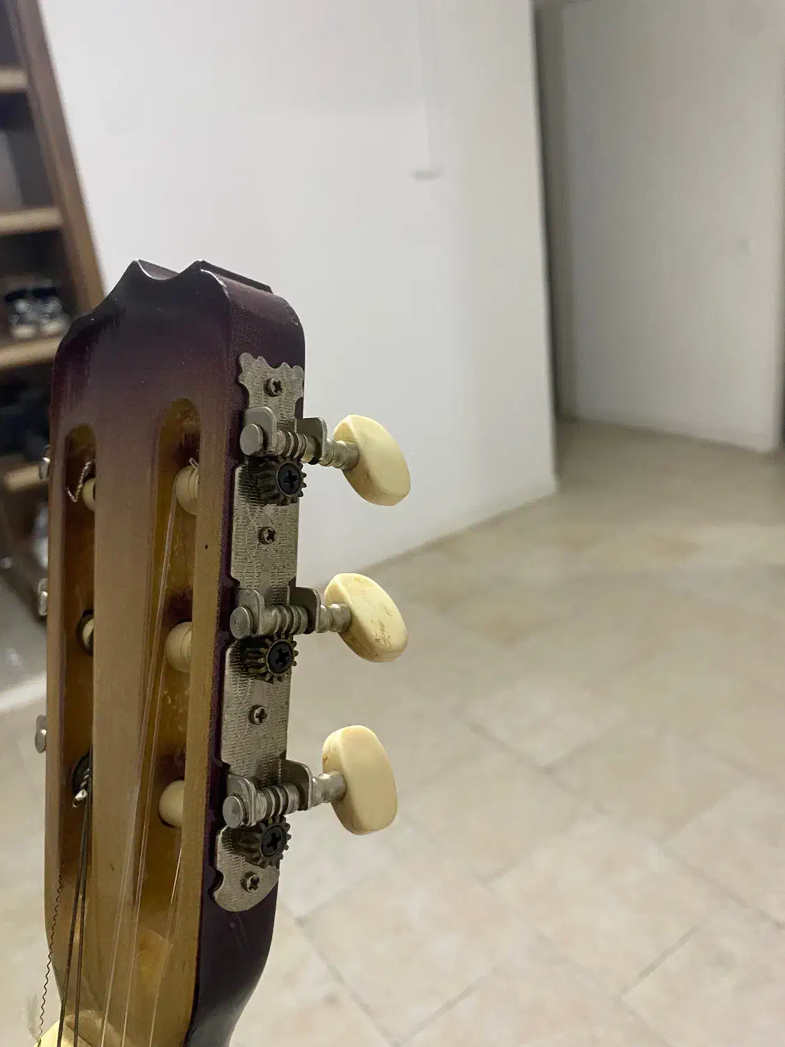 گیتار|گیتار، بیس، امپلیفایر|رباط‌کریم, الارد|دیوار