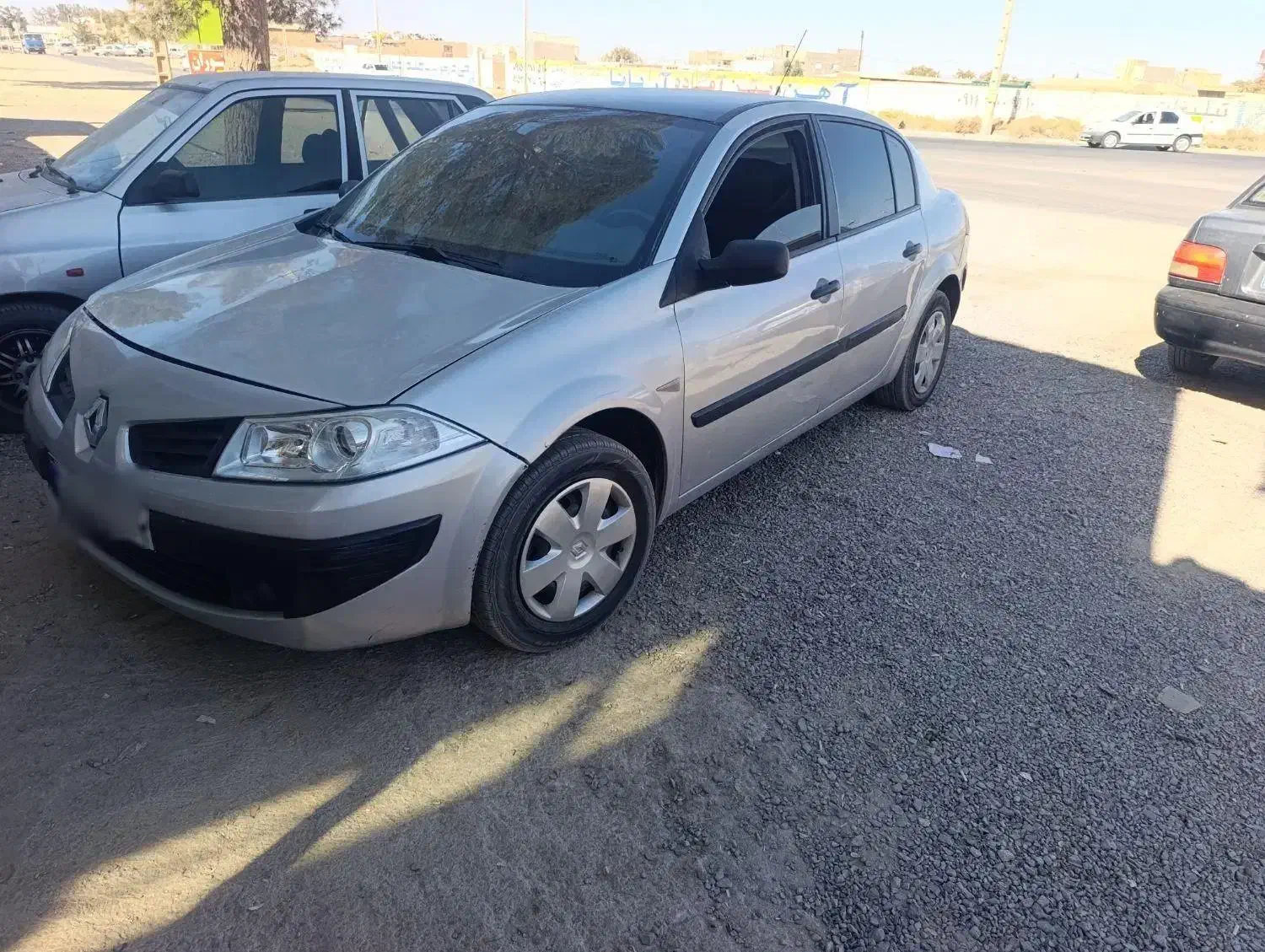 مگان ۲۰۰۰|خودرو سواری و وانت|گناباد, |دیوار