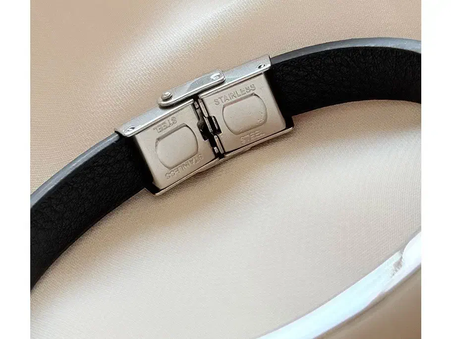 دستبند مردانه استیل مدل چند رنگ مینیمال|بدلیجات|شیراز, لشکری|دیوار