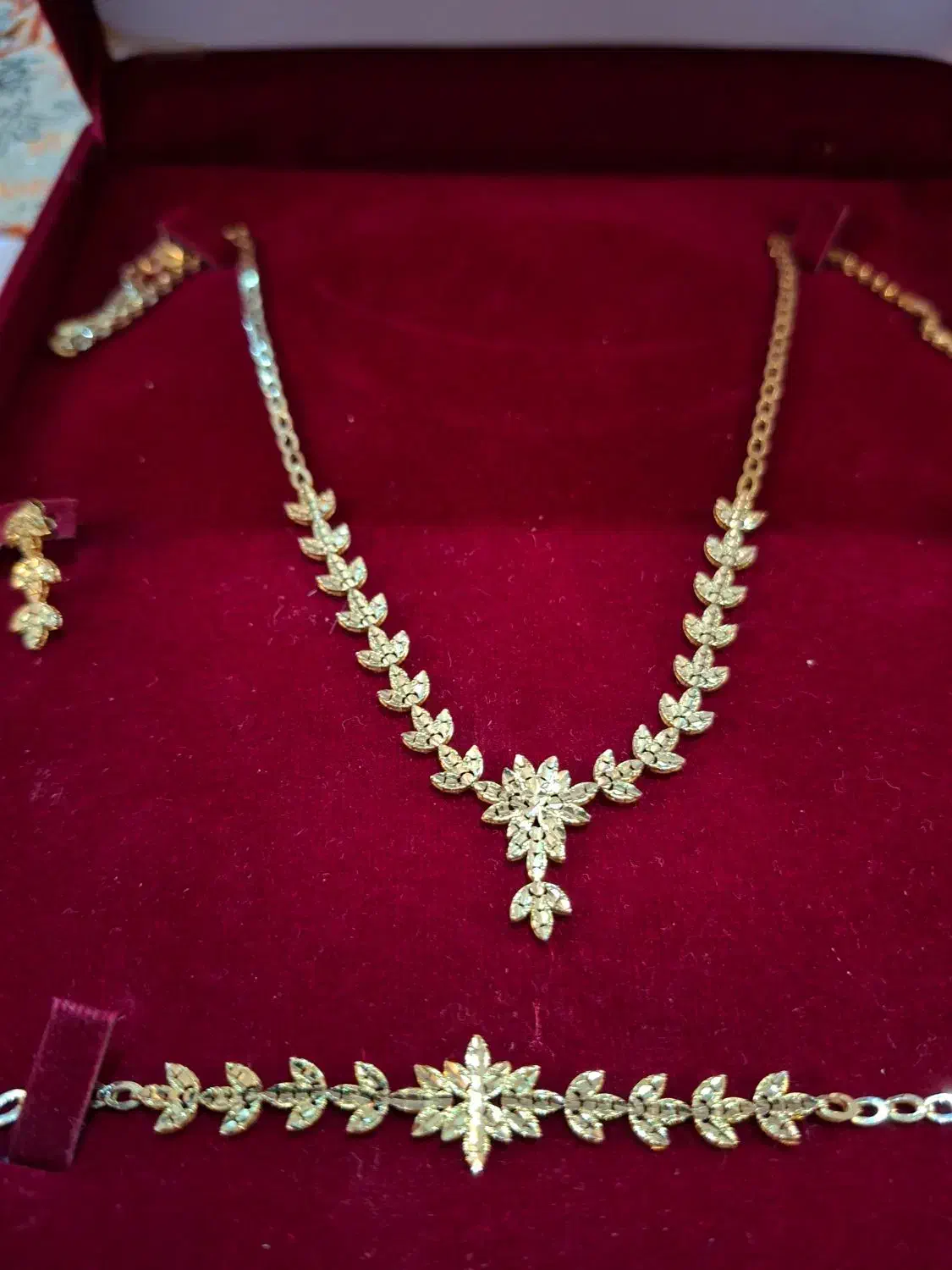 ۷۵ گرم طلا تمییز با فاکتور|جواهرات|اصفهان, سعادتآباد|دیوار