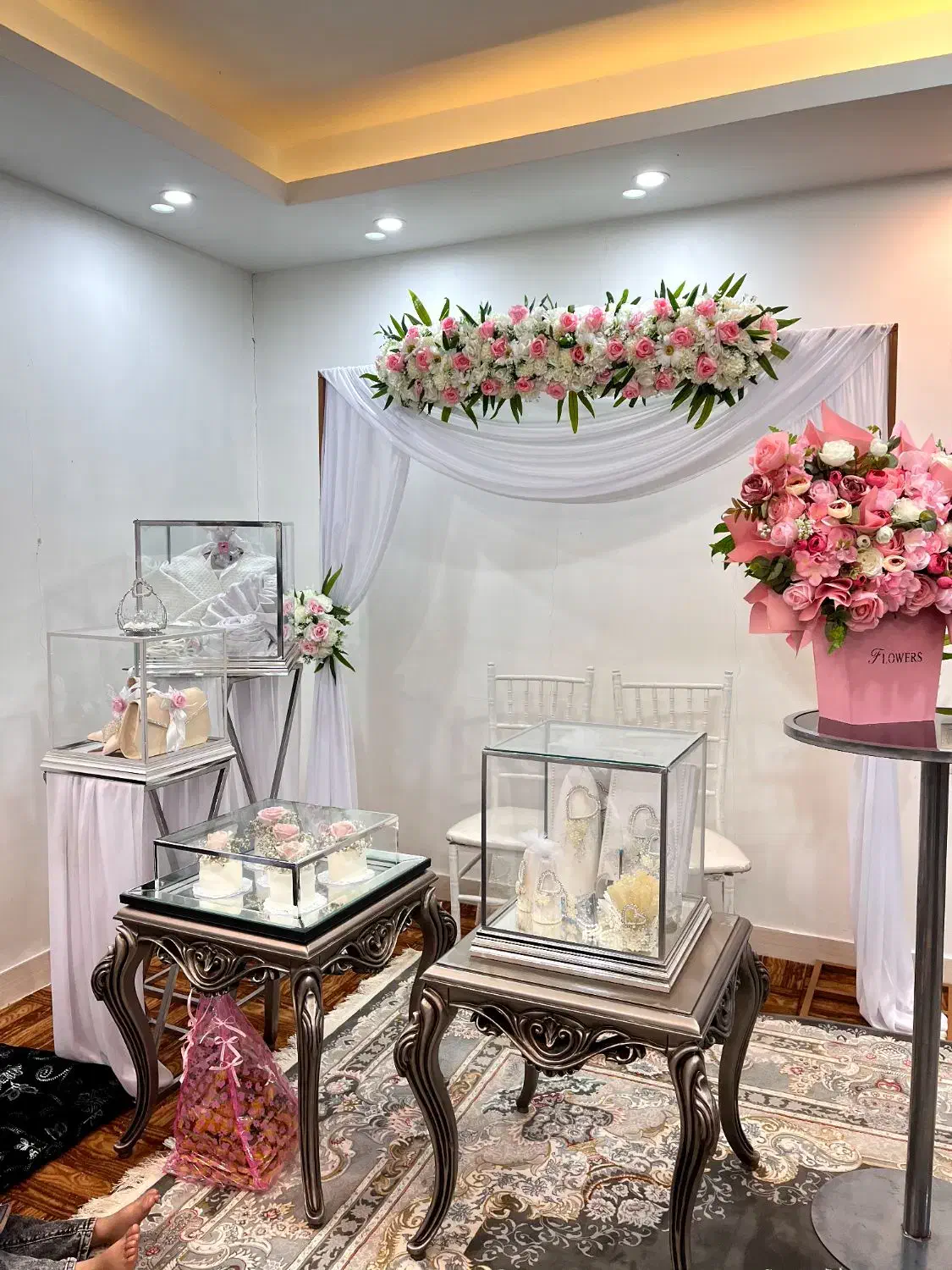 نصب بک گراند و ست بله برون ۱۴ تیکه|صنایع دستی و سایر لوازم تزئینی|شوشتر, |دیوار