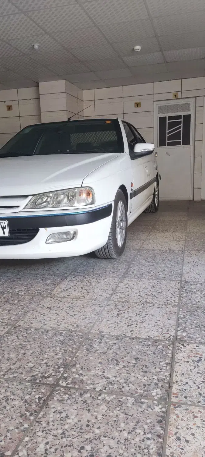 پژو پارس مدل هشتاد و چهار|خودرو سواری و وانت|شیراز, شهرک بهشتی|دیوار