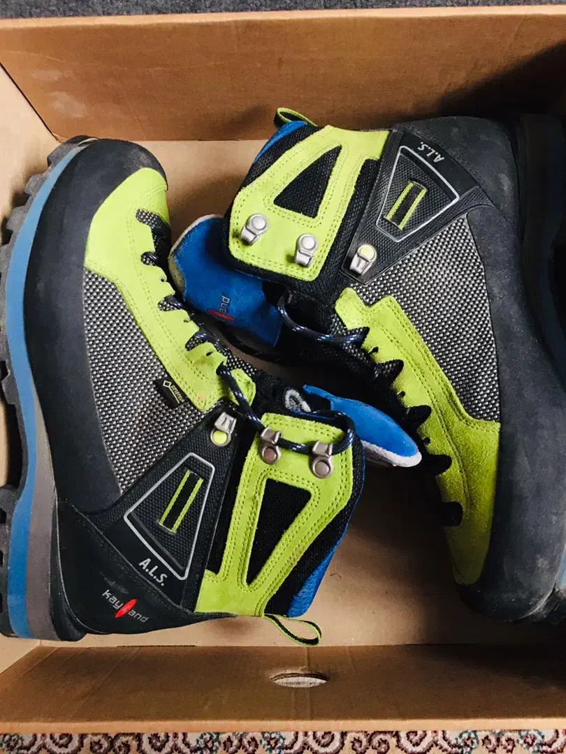 کفش کی لند|کیف، کفش، کمربند|تبریز, |دیوار