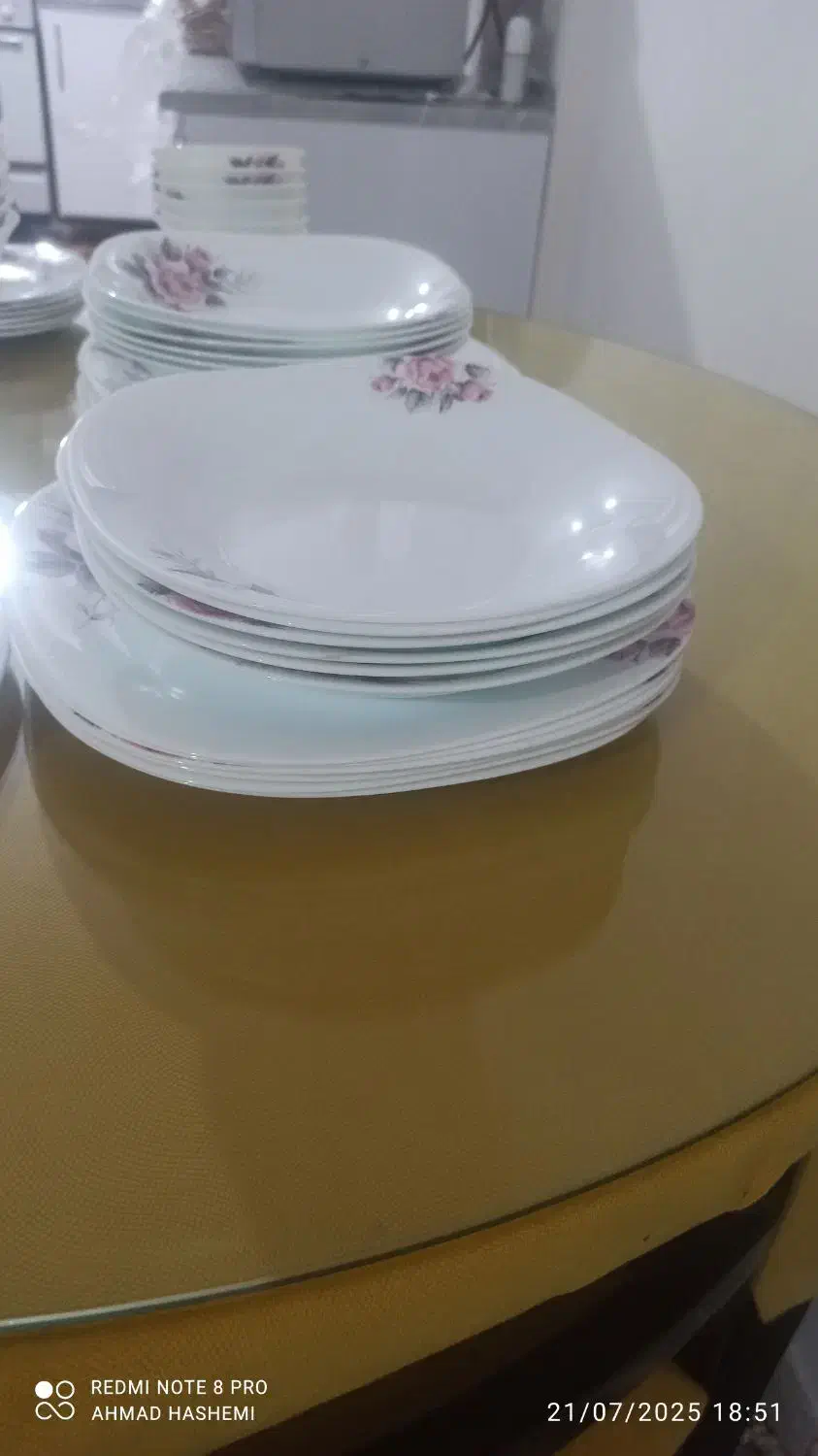 سرویس ۱۲نفره ارکوپال در حد نو مناسب جهیزیه|ظروف سرو و پذیرایی|شاهین‌شهر, گرگاب|دیوار