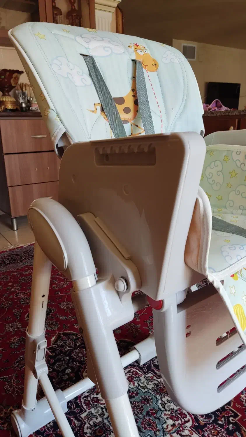 صندلی غذای کودک|تخت و صندلی بچه|کرمانشاه, |دیوار