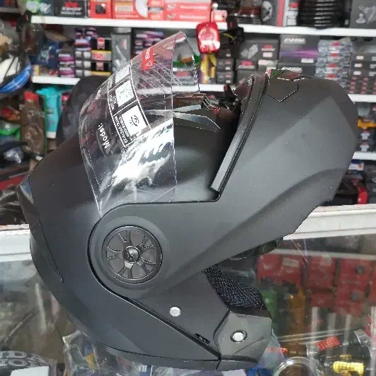 کلاه کاسکت فک متحرک|قطعات یدکی و لوازم جانبی|مشهد, مصلی (کارمندان اول)|دیوار