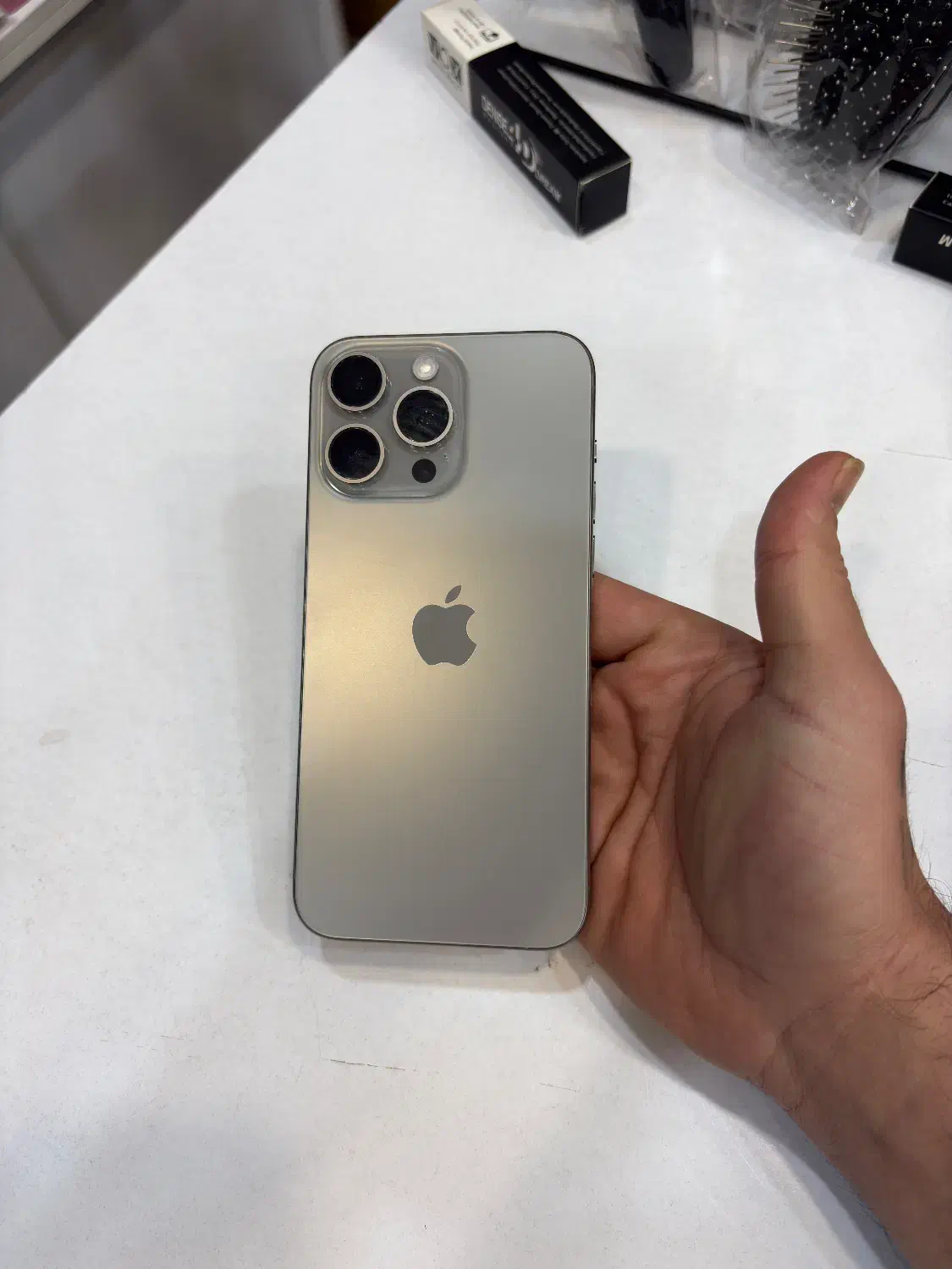 ۱۵ پرومکس تیتانیوم با شارژر اصلی|موبایل|قزوین, |دیوار