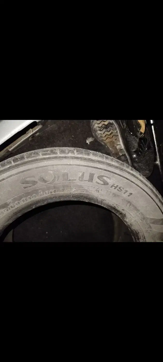 چراغ چپ جلو ۲۰۷ و لاستیک کومهو|قطعات یدکی و لوازم جانبی|بابلسر, |دیوار