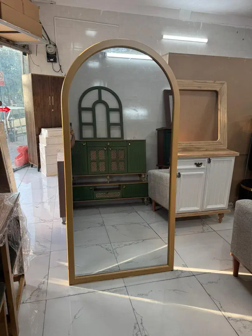 اینه ایستاده ایینه قدی۵۳۴۸|آینه|ورامین, ورامین|دیوار