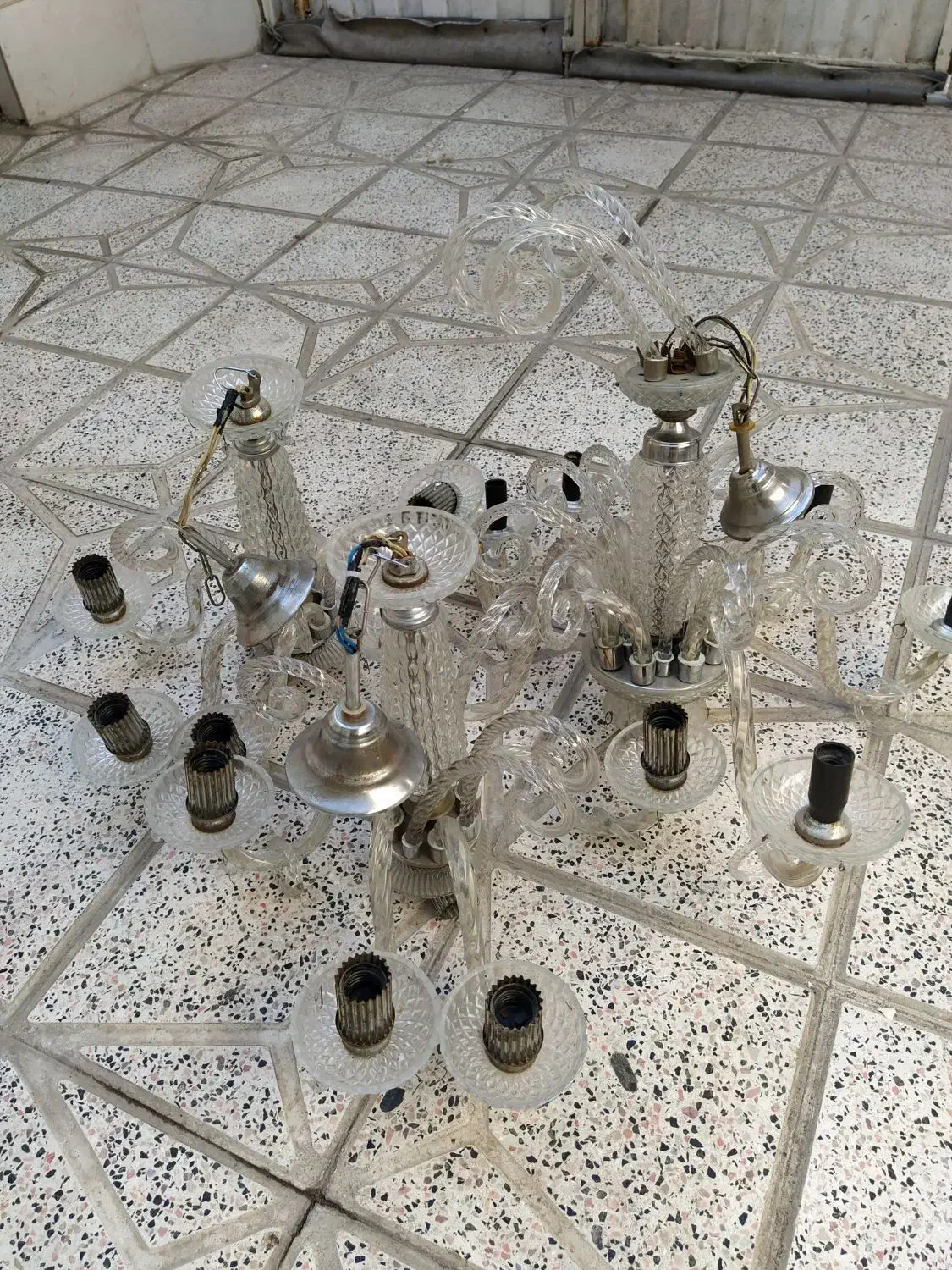 لوستر|لوستر و چراغ آویز|نیشابور, ۲۲ بهمن|دیوار