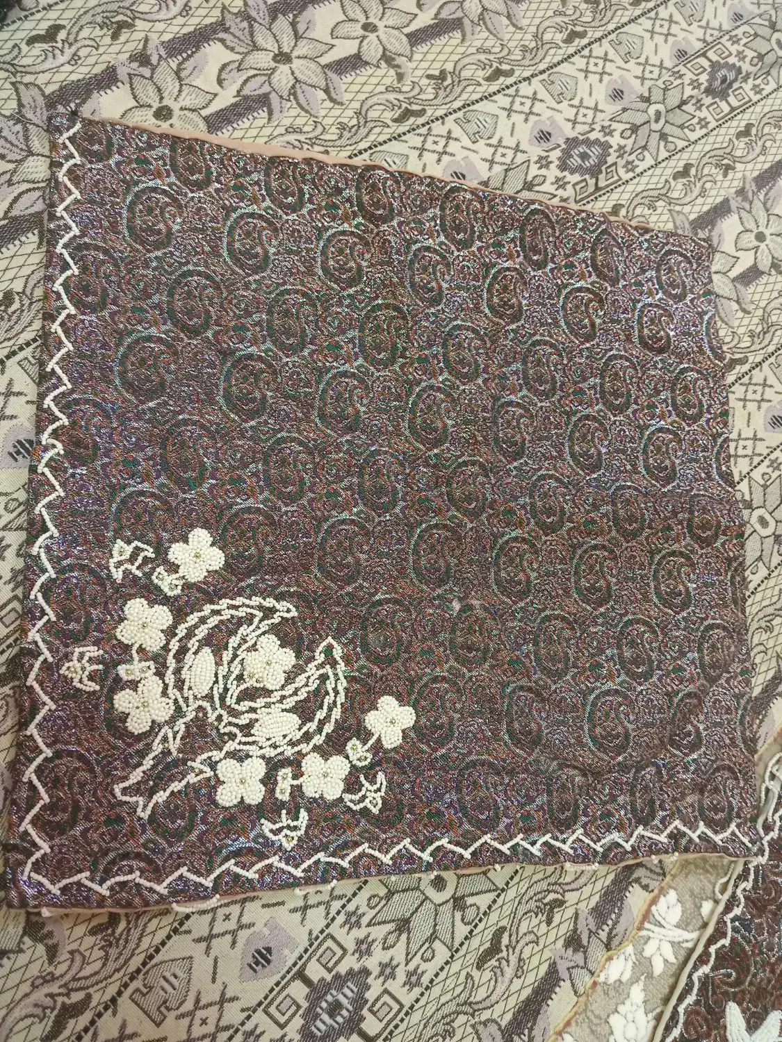 ترمه لب طاقچه ای دوتا تک دوتا باهم|پرده، رانر، رومیزی|قم, باجک سه|دیوار