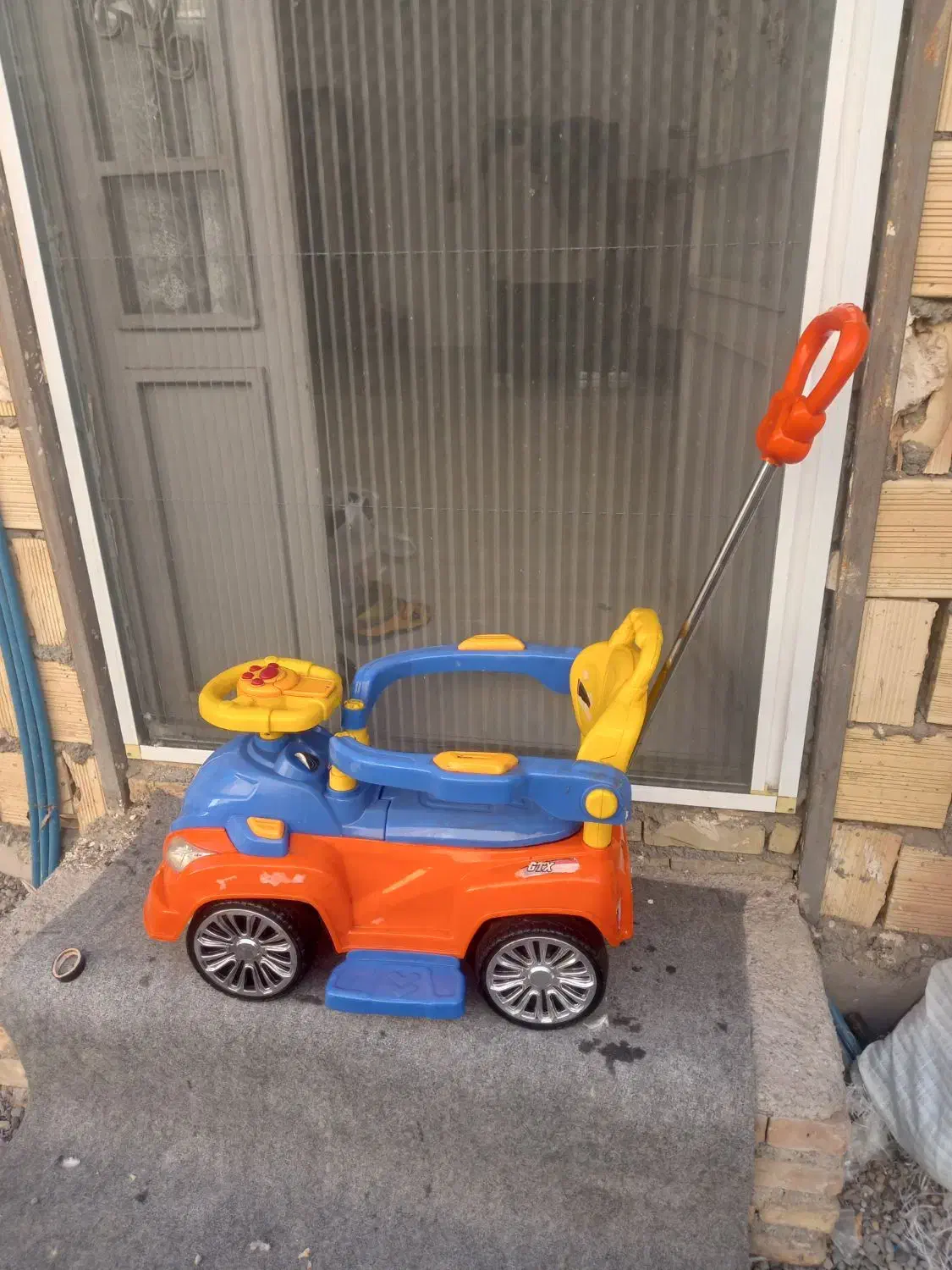 ماشین کودک|کلکسیون و سرگرمی|میانه, |دیوار