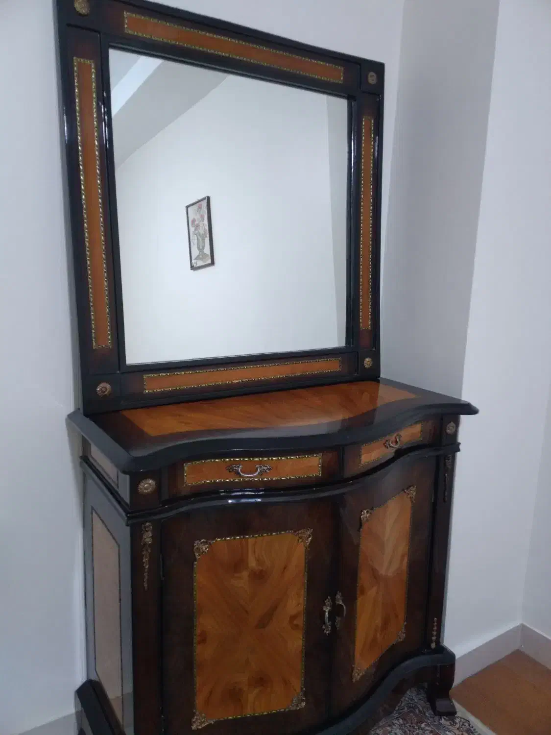 آینه وکنسول|بوفه، ویترین، کنسول|کرج, کرج نو|دیوار