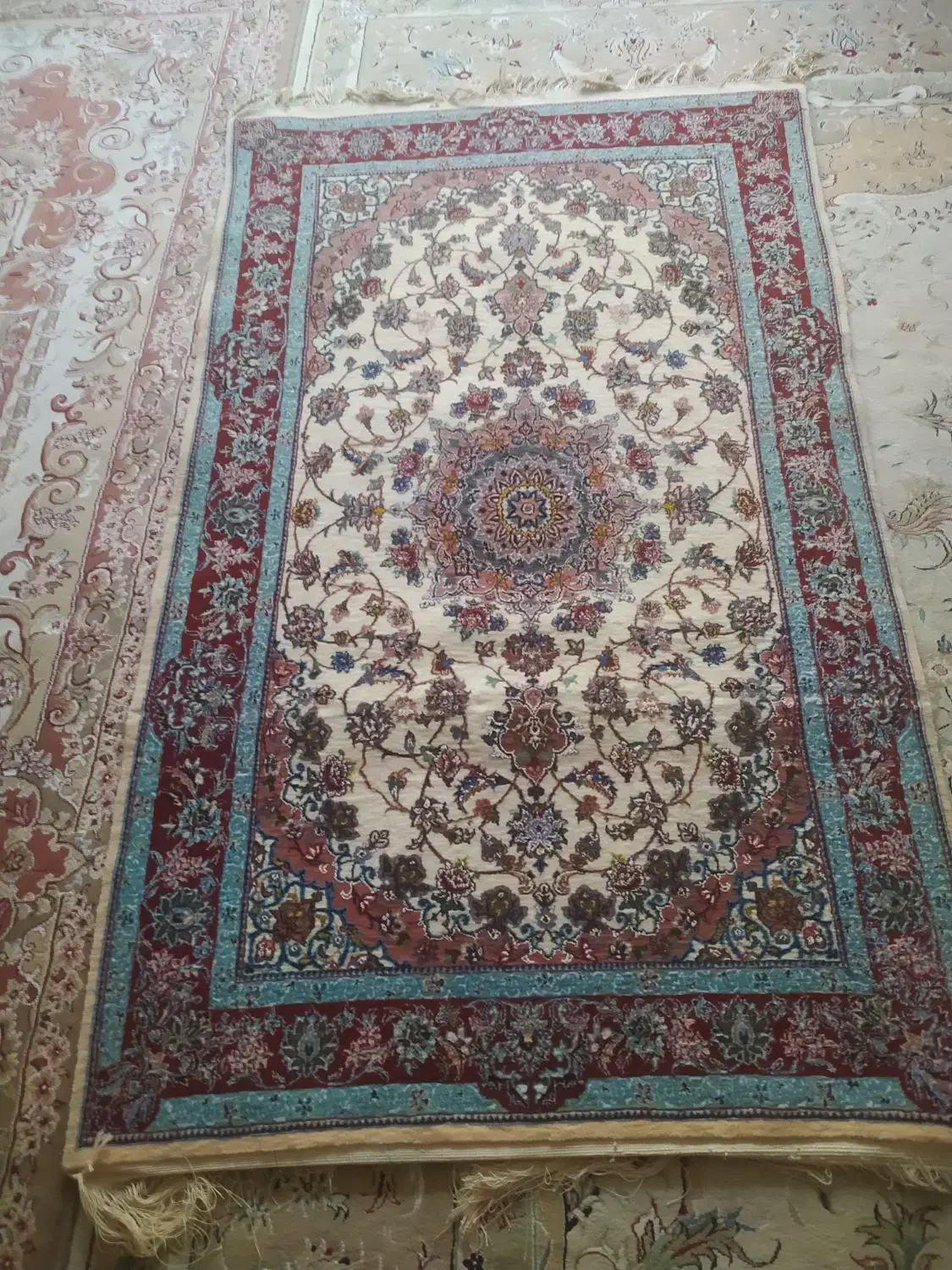 یک فرش دستباف برای فروش|فرش|اصفهان, جاوان|دیوار