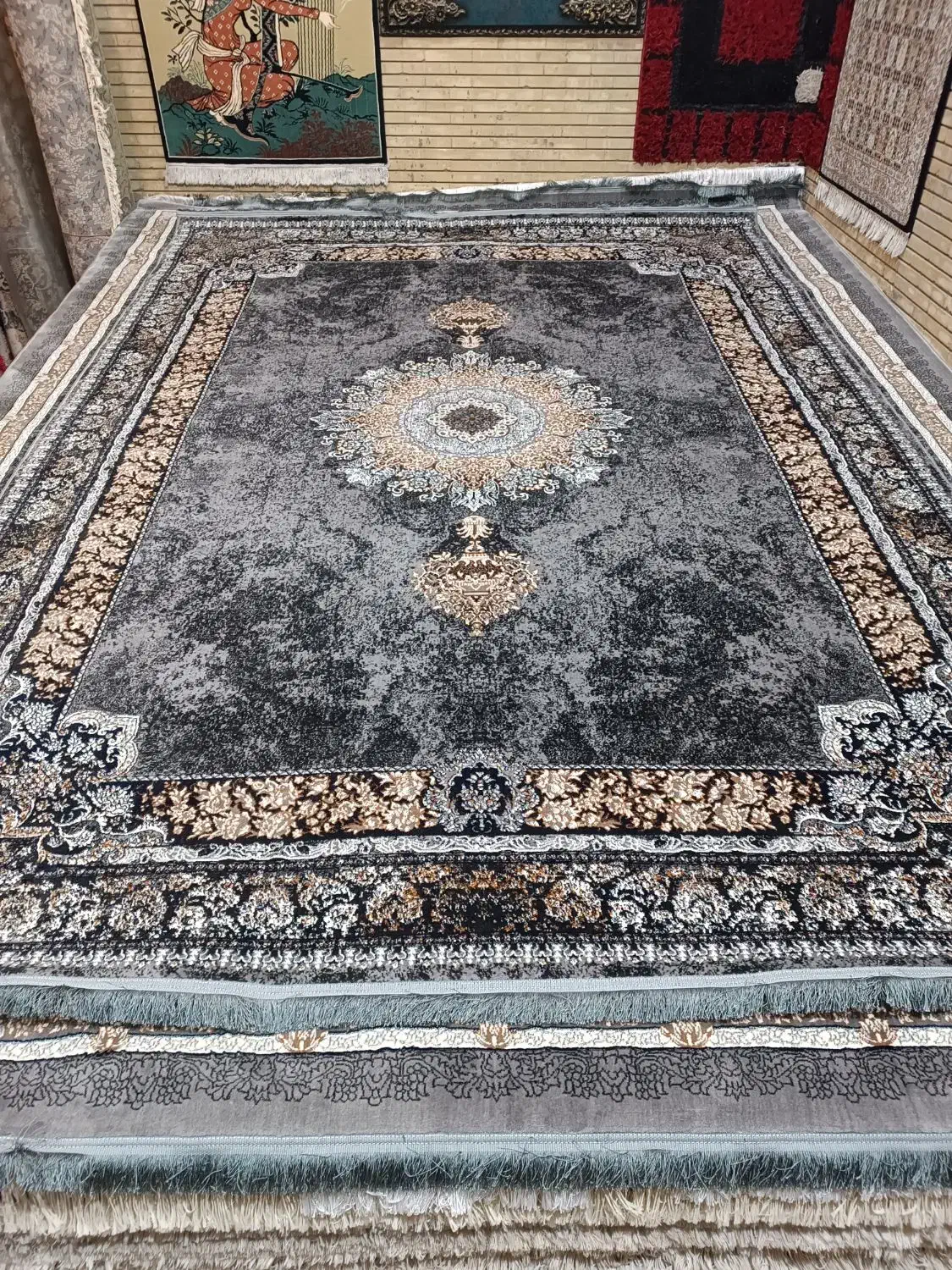 ۹ متری جفت رنگ‌  فیلی دودی نوآکبند فرش مشهد|فرش|مشهد, شهید مطهری|دیوار