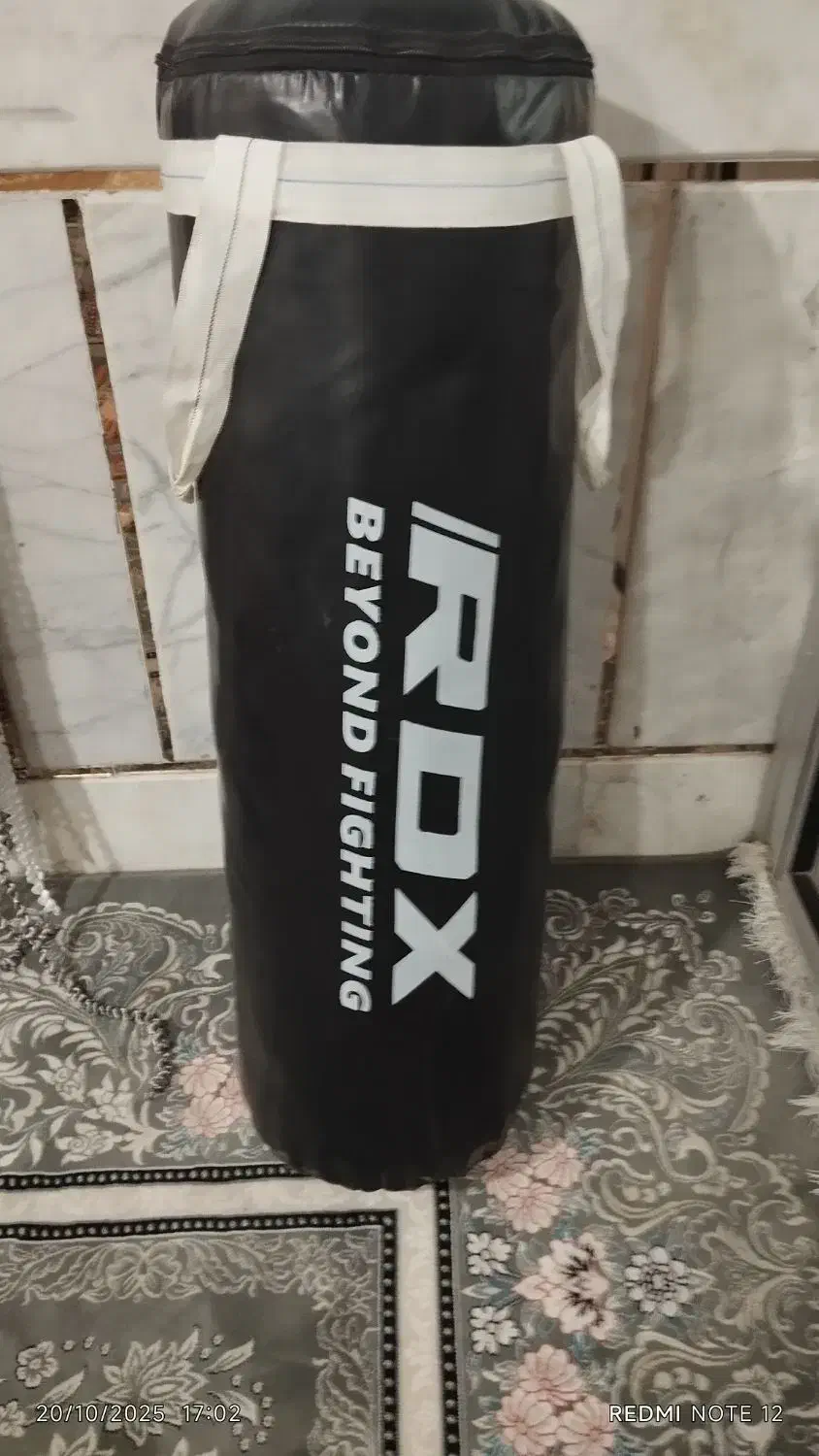 کیسه بوکس lROX|تجهیزات ورزشی|نیریز, |دیوار