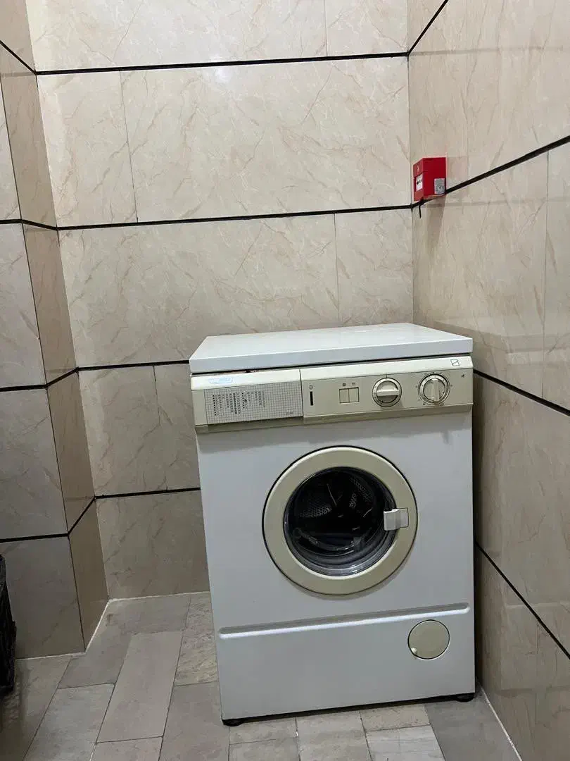 ماشین لباسشویی ۷ کیلویی|ماشین لباسشویی و خشککن لباس|تهران, امام زاده عبدالله|دیوار