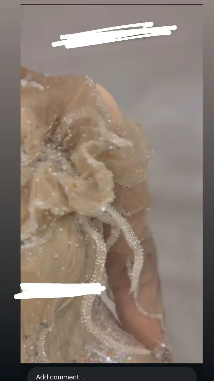 لباس مجلسی|لباس|نیشابور, هفده شهریور|دیوار