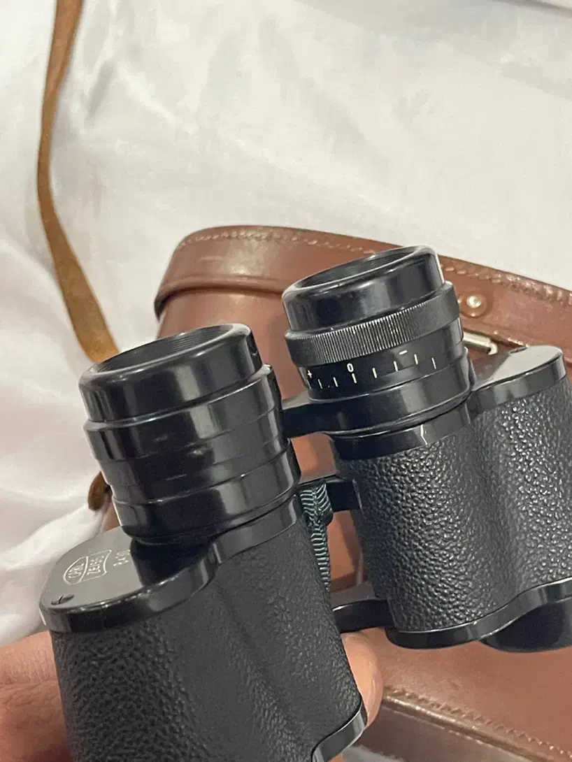 دوربین دوچشمی زایس ۸ در ۳۰ اصل المان|کوهنوردی و کمپینگ|کرمان, |دیوار