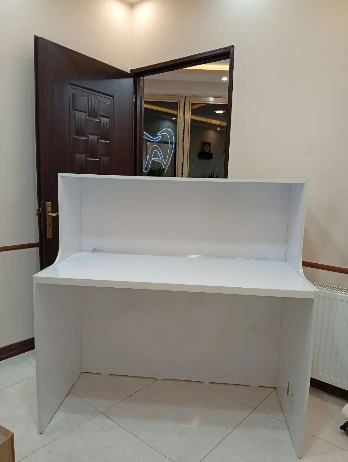 میز کانتر|میز تحریر و کامپیوتر|خمینی‌شهر, |دیوار