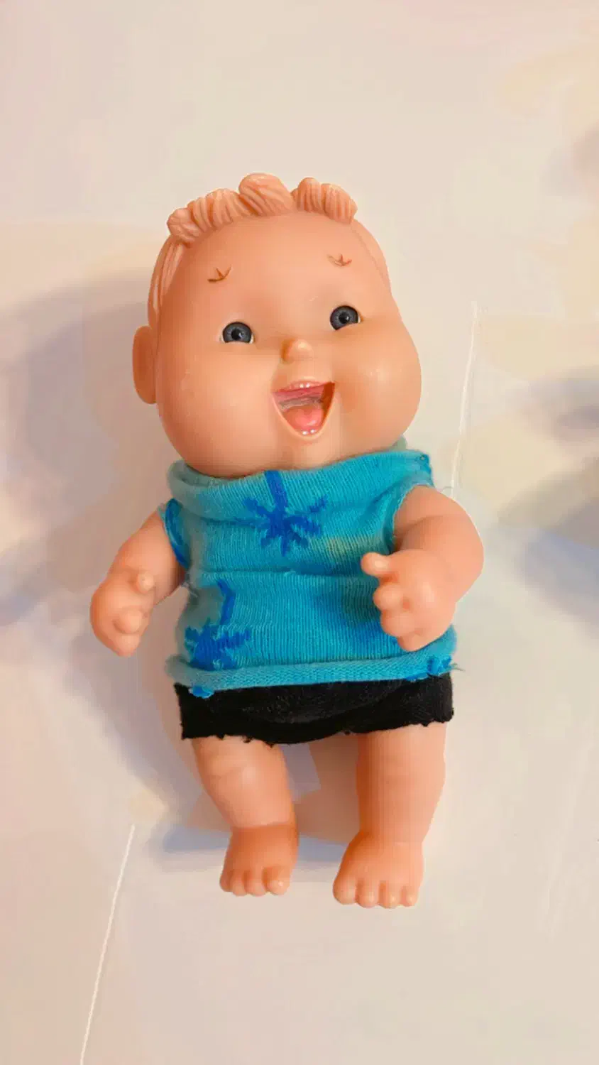 عروسک|اسباببازی|گرگان, |دیوار