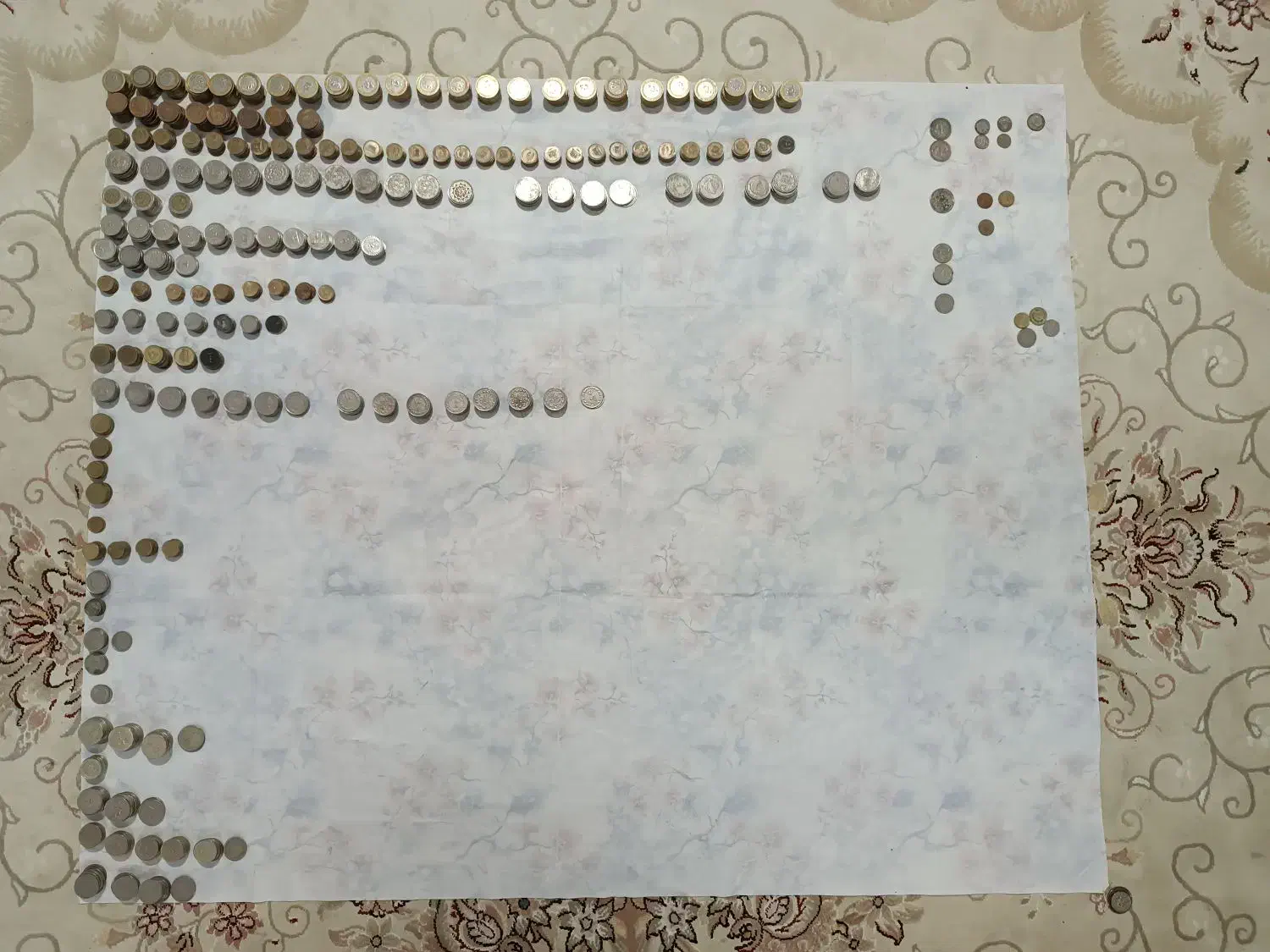 ۱۶۰۰ سکه قدیمی|کلکسیون سکه، تمبر، اسکناس|قم, کاسه گران|دیوار