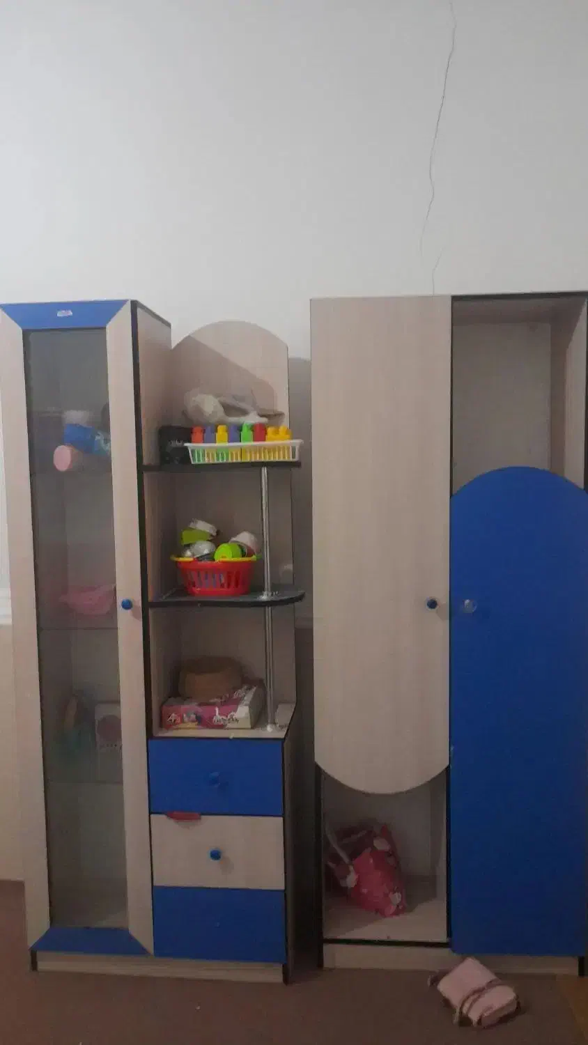 کمد دو تکه سالم وبزرگ دکور و کمد لباس فقط یک ونیم|جاکفشی، کمد، دراور|خرامه, |دیوار