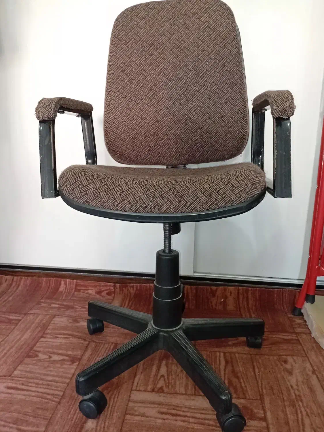 صندلی چرخ دار چرخشی|مبلمان اداری|محمدشهر, محمدشهر|دیوار