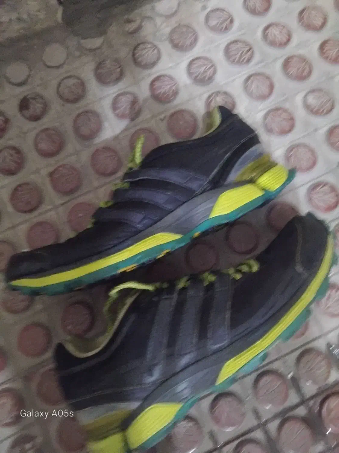 کتونی آدیداس اورجینال مخصوص رانینگ|کیف، کفش، کمربند|رشت, دیلمان|دیوار