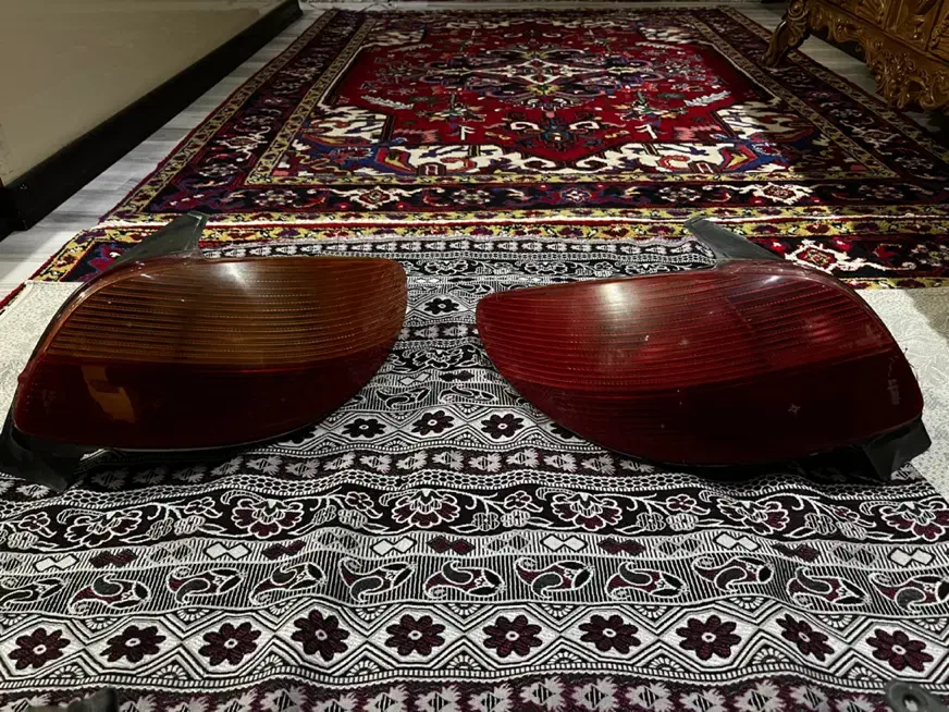 تعدادی از قطعات ۲۰۶از جمله چراغ و ایسیو|قطعات یدکی و لوازم جانبی|تبریز, |دیوار