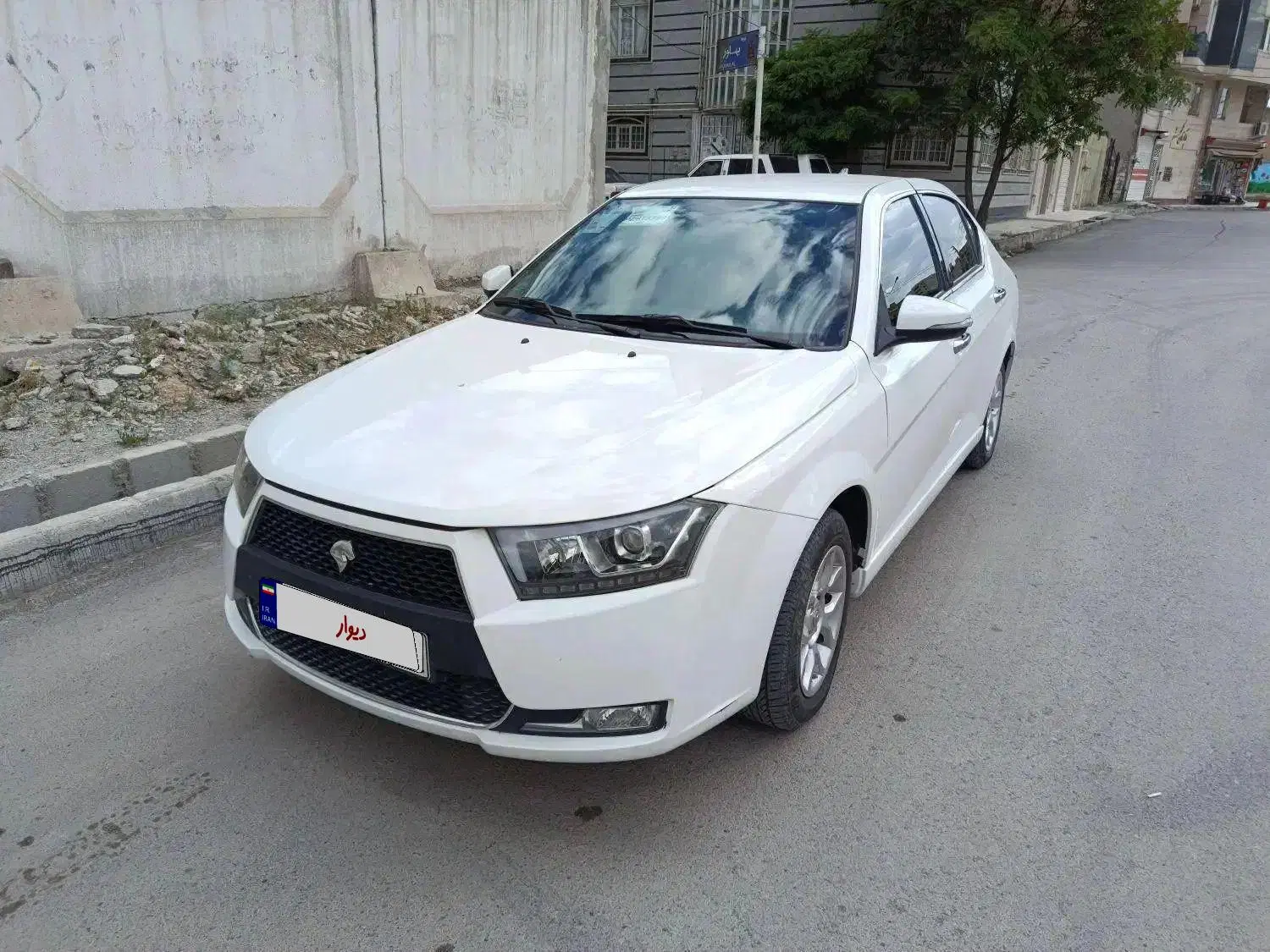 دنا پلاس|خودرو سواری و وانت|کرمانشاه, |دیوار