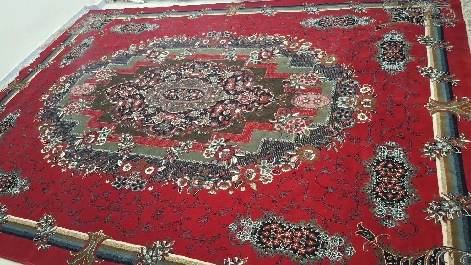 فرش ۱۲ متری|فرش|لاهیجان, گلستان|دیوار