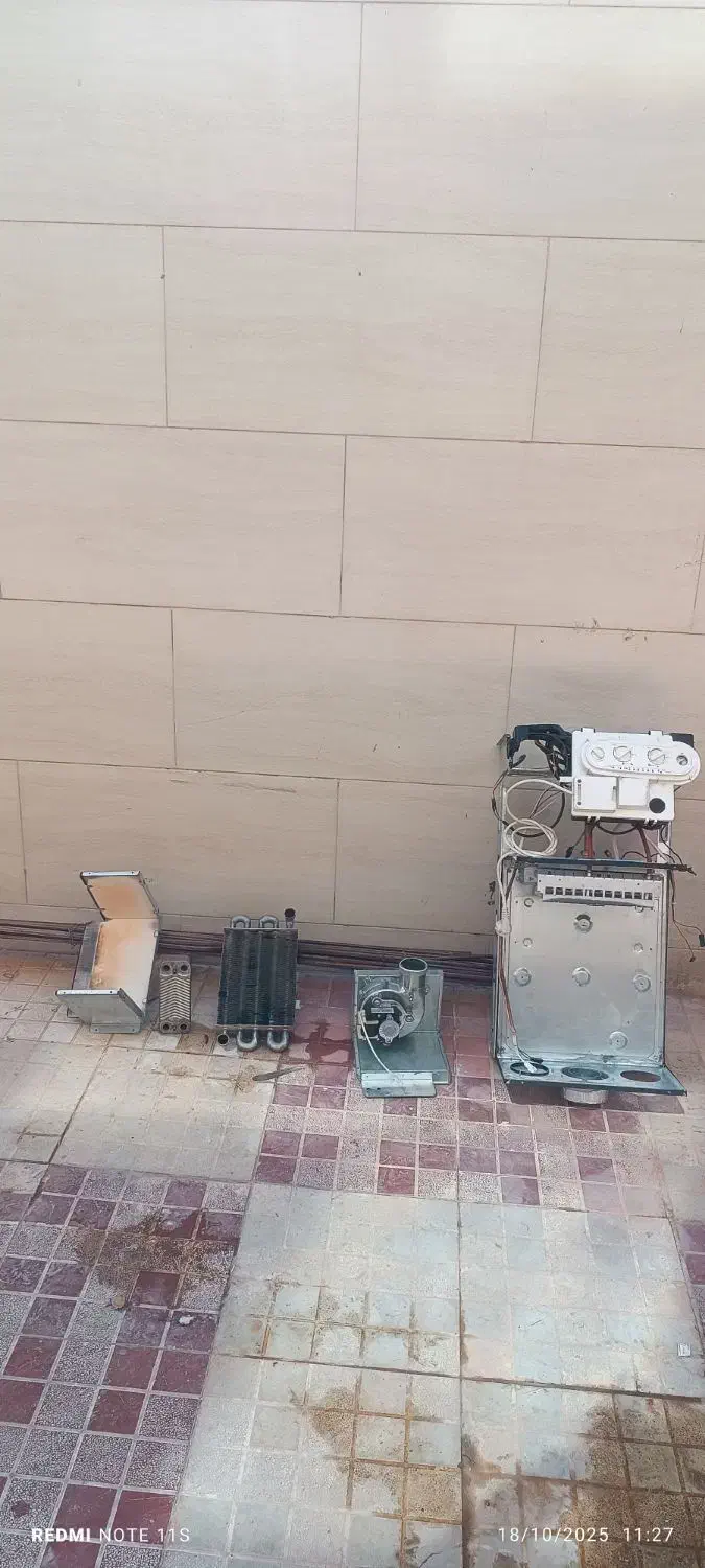 فروش دو عدد پکیج|آبگرمکن، پکیج، شوفاژ|اصفهان, بهارستان|دیوار