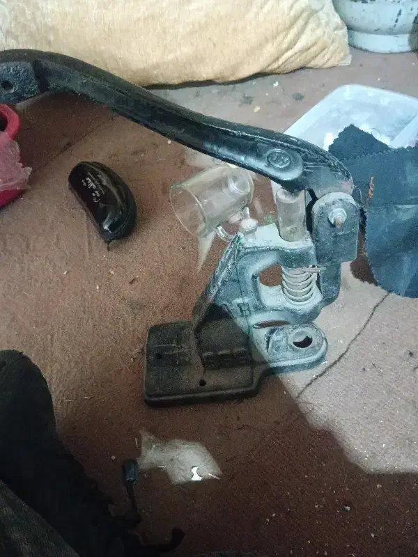 دکمه زن|لوازم خیاطی و بافتنی|تهران, خزانه|دیوار