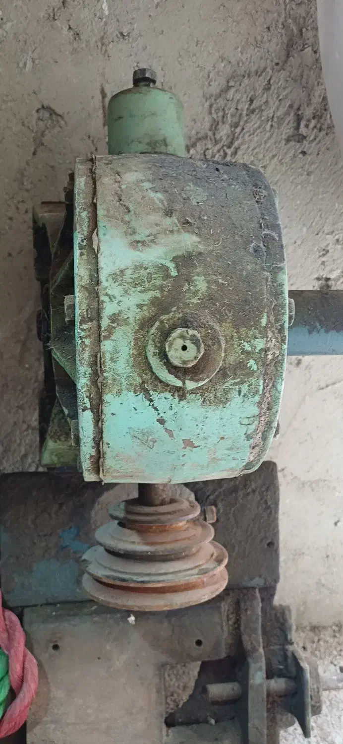 گیربکس|ماشین‌آلات صنعتی|معمولان, |دیوار