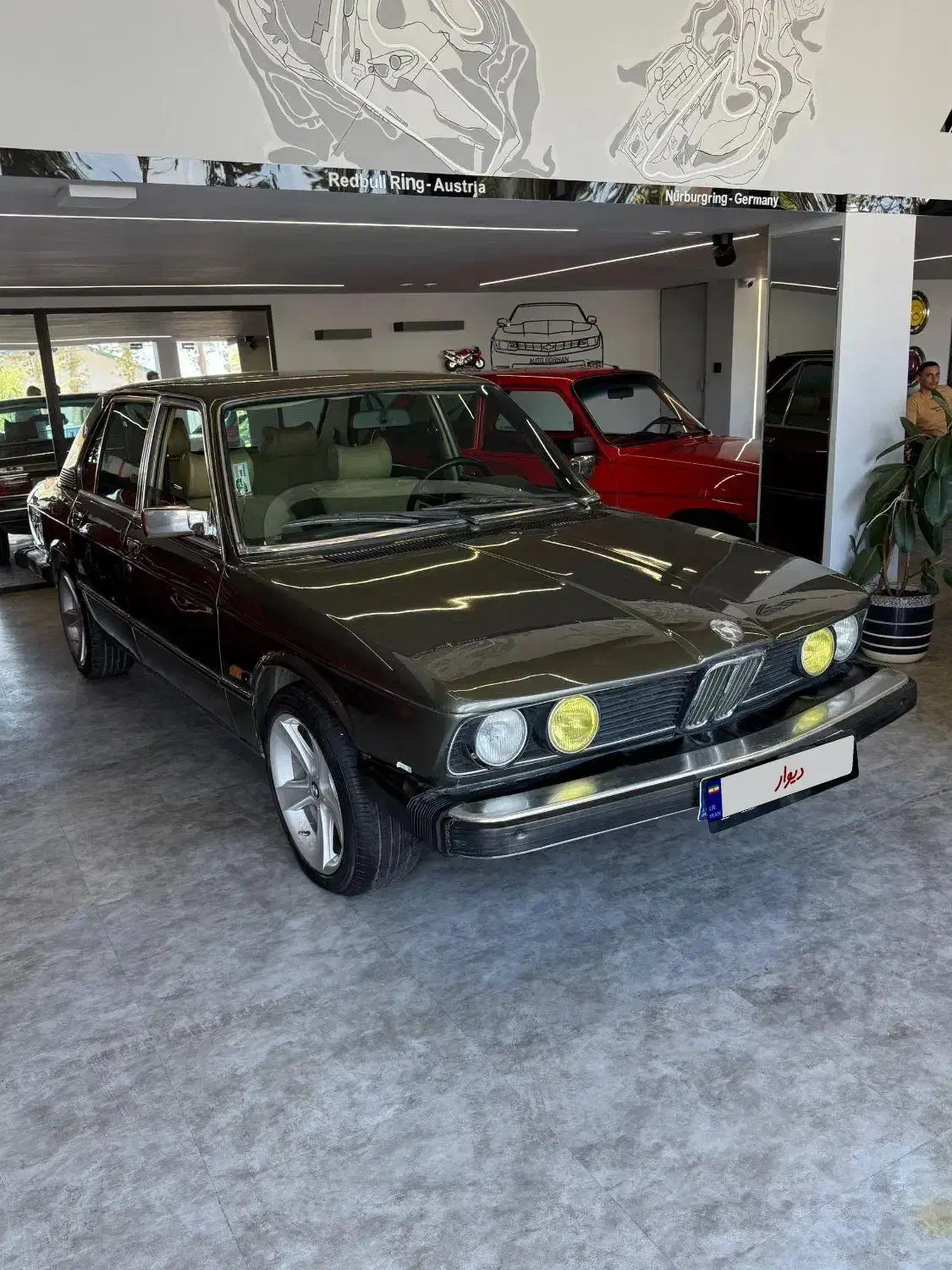 بی ام و ۵۱۸ فابریک با لوازم/فنی سالم/تودوزی مرتب|خودرو کلاسیک|لاهیجان, گلستان|دیوار